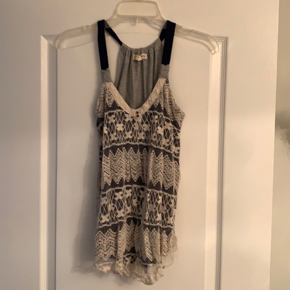 REWIND Women’s sleeveless top